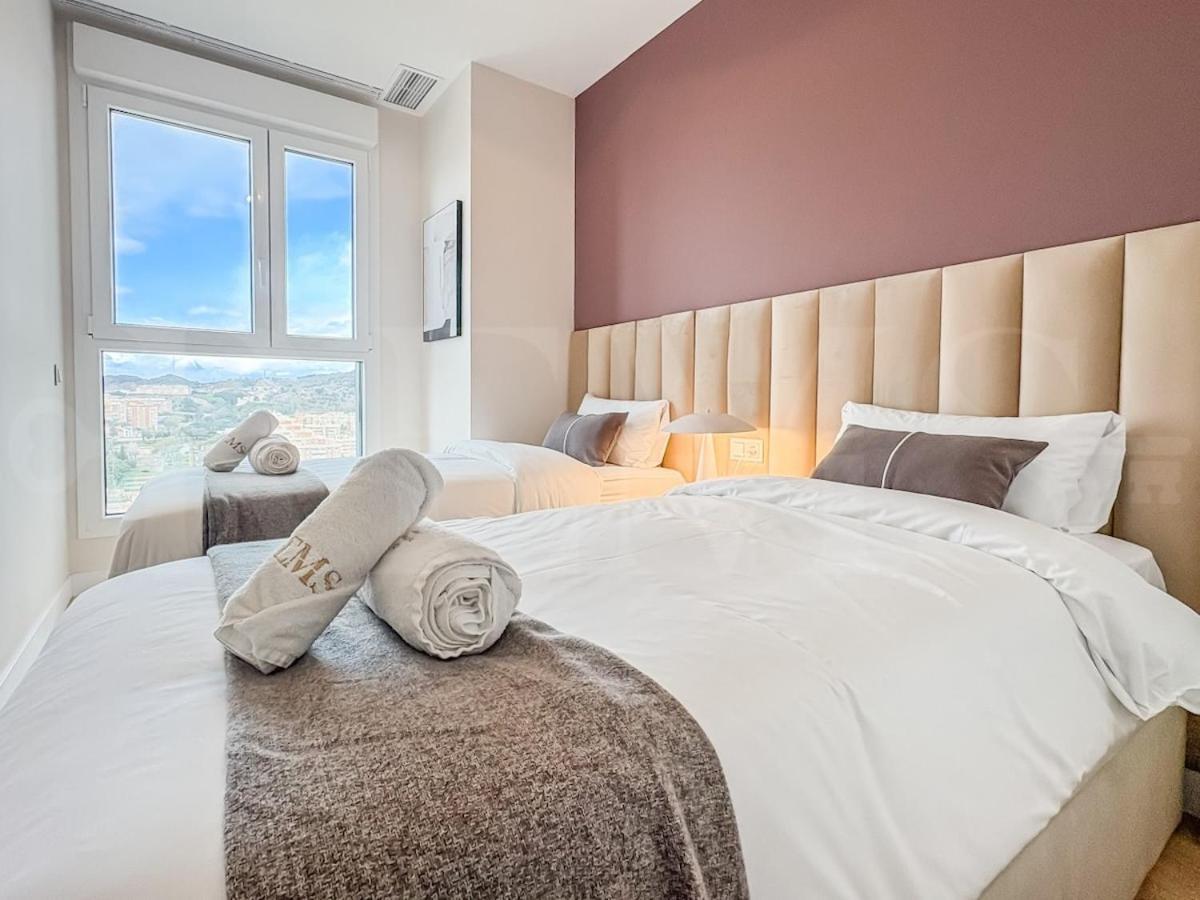 With Stunning Views And Parking By Rems * Málaga